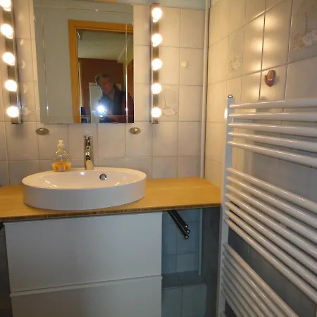 5 Mit Terrasse, Parkplatz, Fahrradgarage, Tram Polin, Tischtennis * Dahme (Schleswig-Holstein)